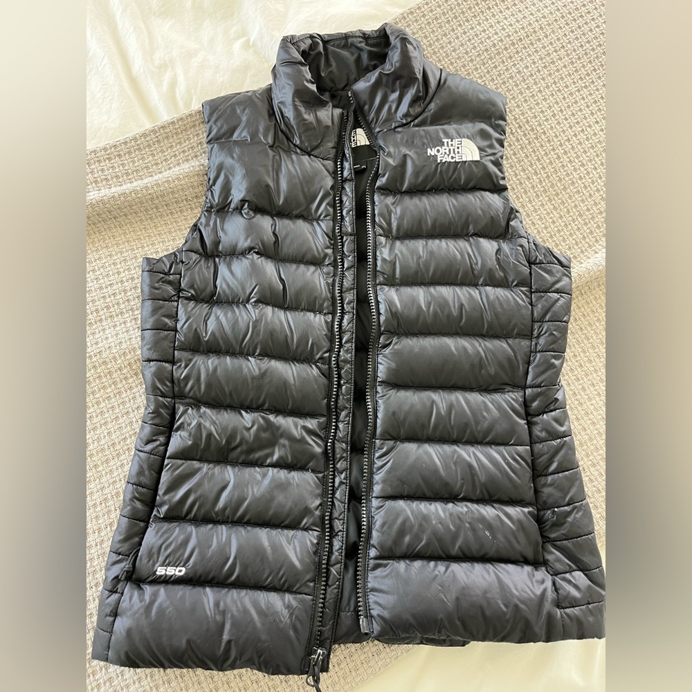 The North Face Puffer Vest [XS] – Cozy & Versatile